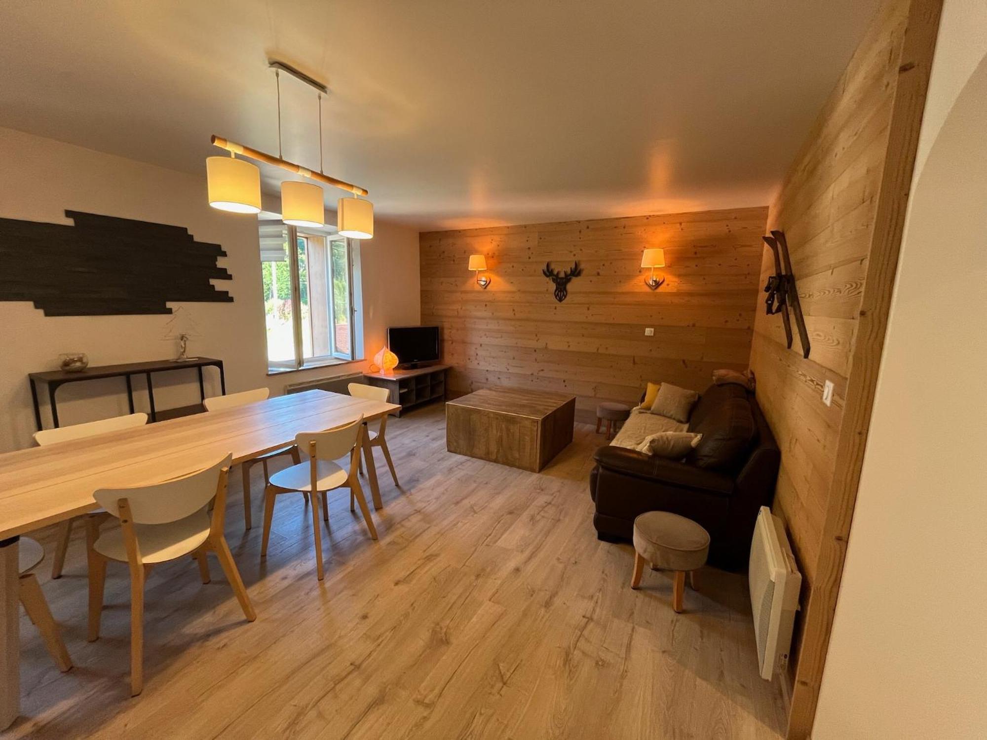 Loft 5 Personnes Type Chalet Avec Jardin แซงต์-มอริซ-ซูร์-โมแซล ภายนอก รูปภาพ